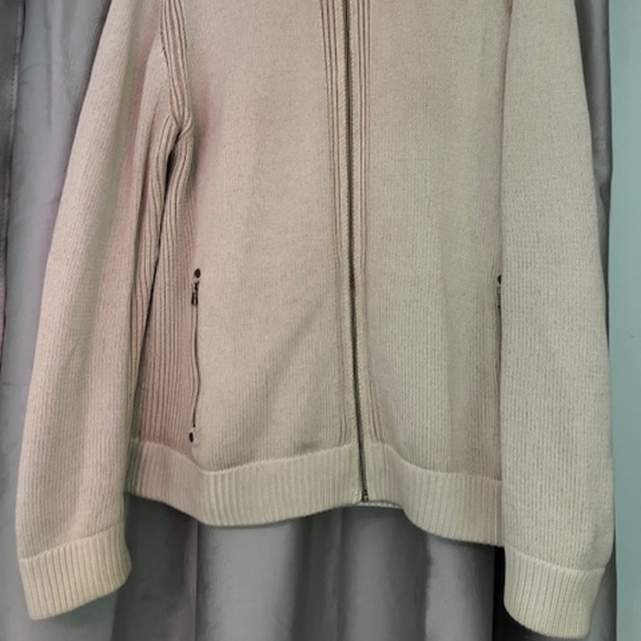 Guess cream coloured zip up sweater - Picture 5 of 6